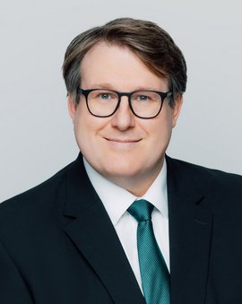 Porträt des Bereichsleiters Patrick Schäfer