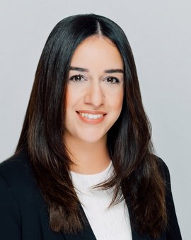 Porträt der Mitarbeiterin Özge Ünaldi