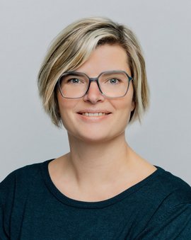 Porträt der Mitarbeiterin Dr. Julia Seegers